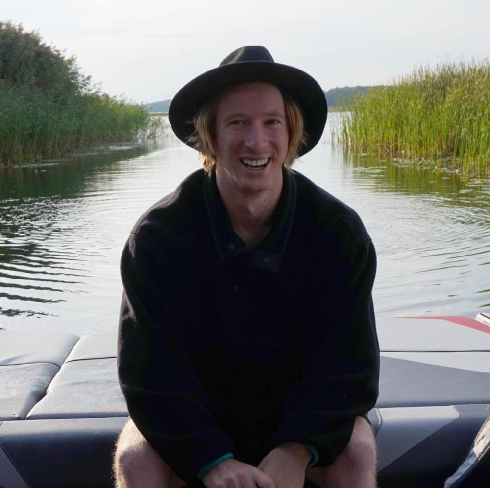 Meet your Posher, Laurent